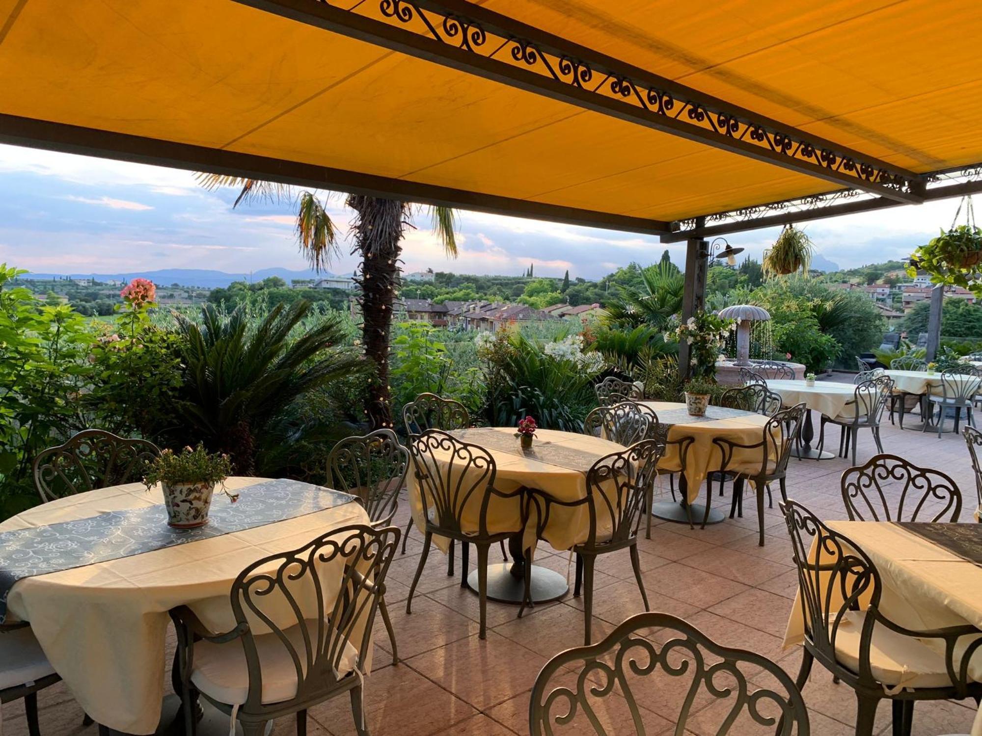 Hotel La Dolce Vita Cavaion Veronese Eksteriør bilde