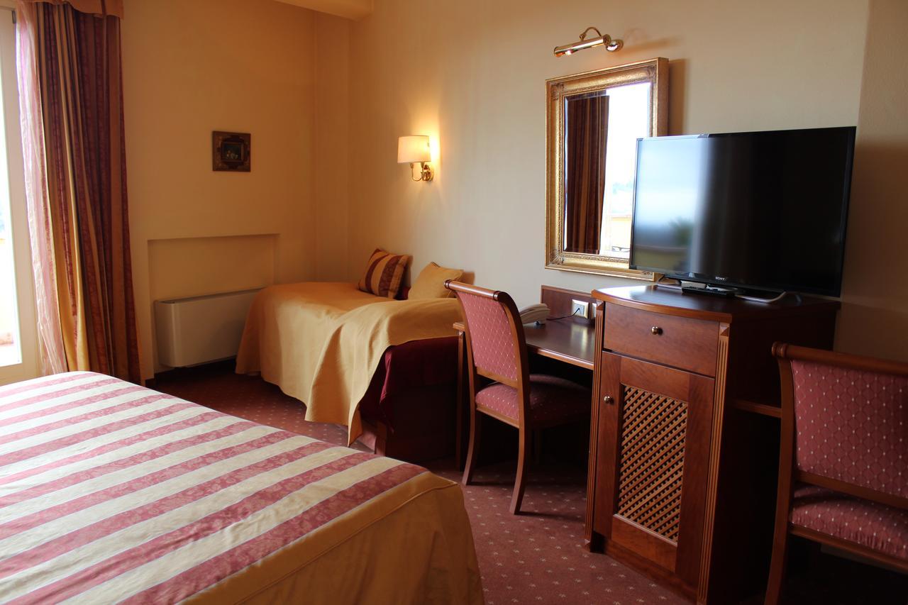 Hotel La Dolce Vita Cavaion Veronese Eksteriør bilde
